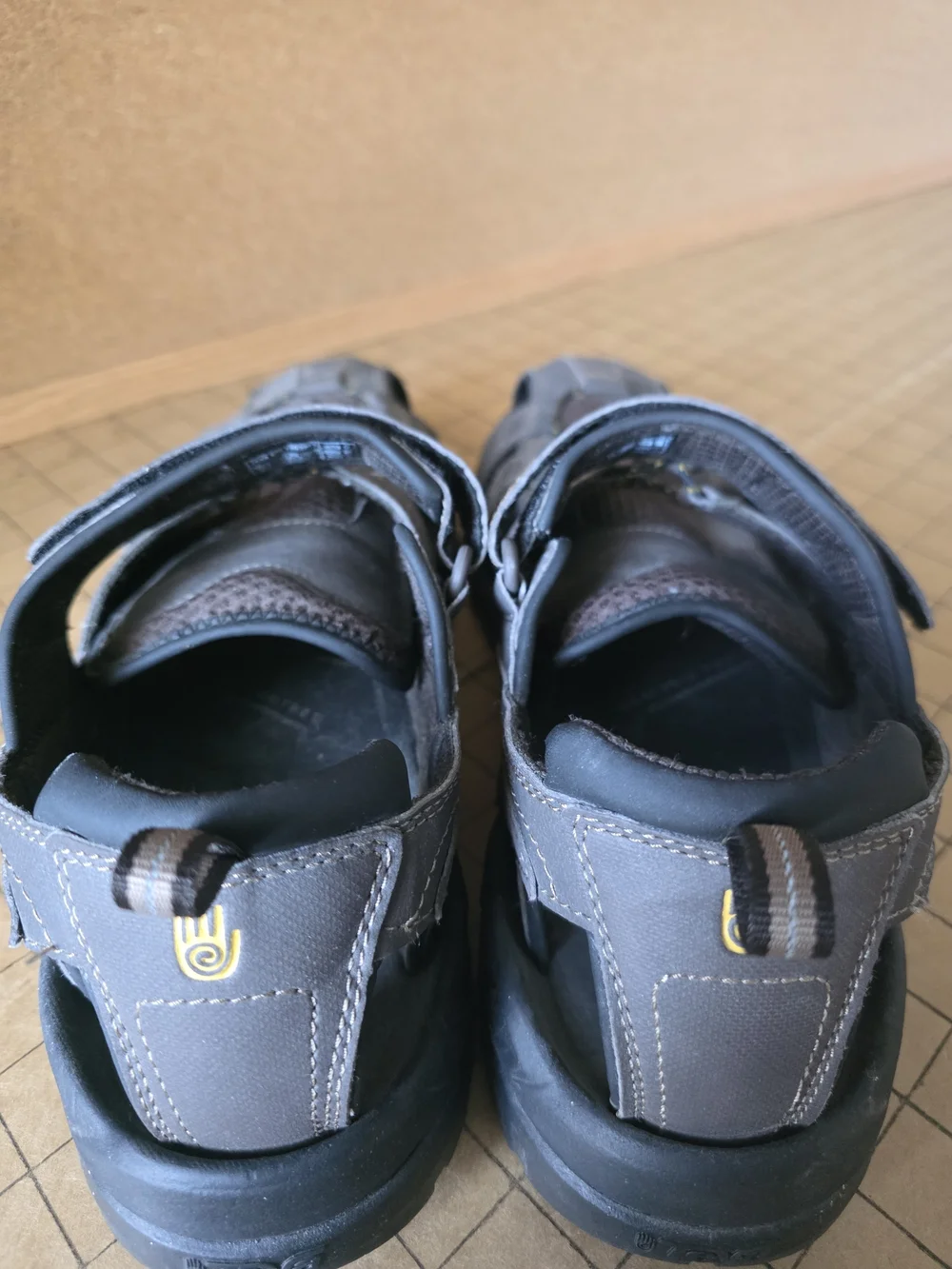 Teva Forebay Men's Closed Toe Water Hiking Sandals Gray Size 12 NEW Pristine